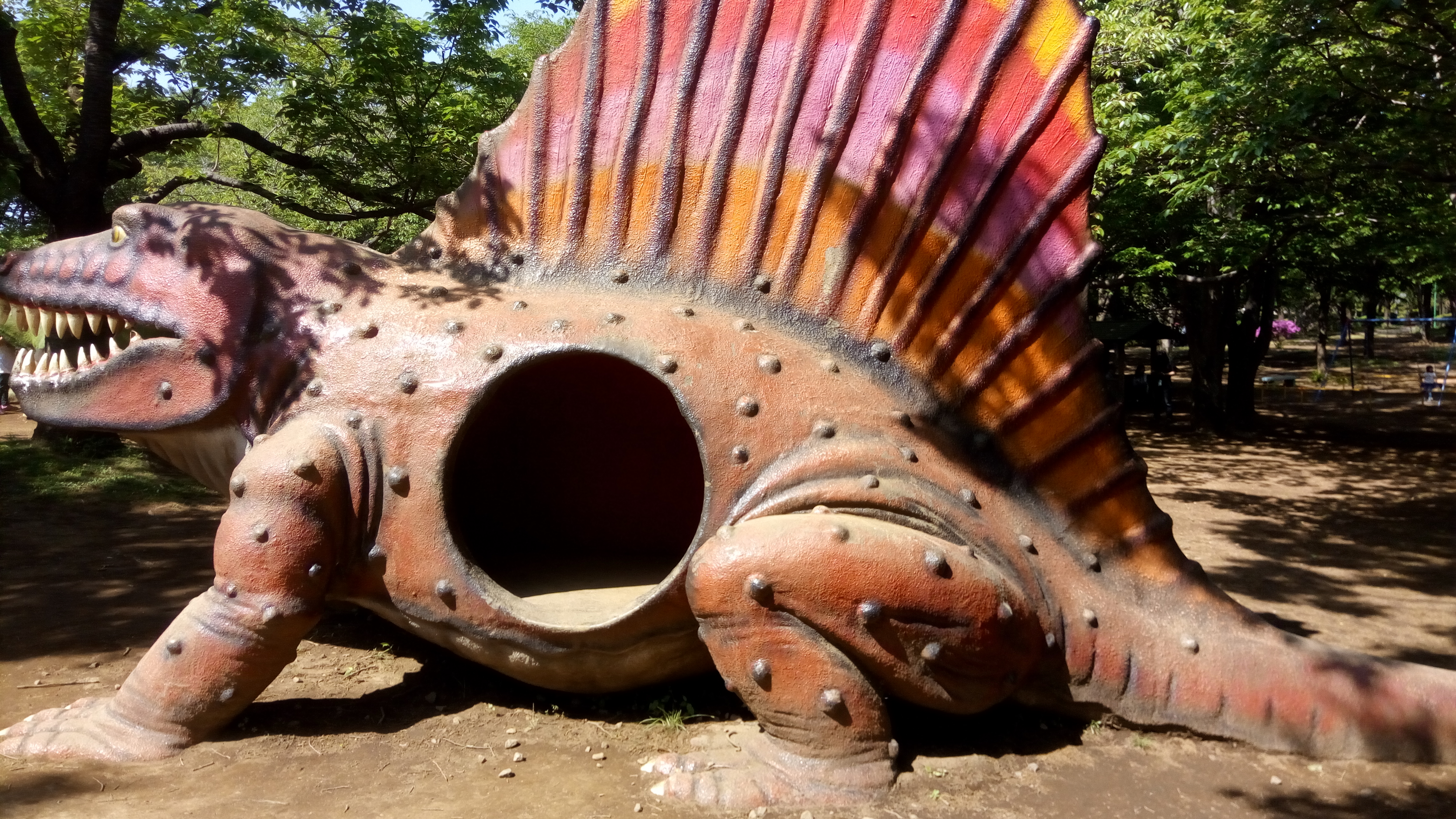 恐竜がたくさんいる公園 八坂公園 茨城県坂東市 クラシック音楽と読んだ本 子どもとふれあい日記 ときどきグルメ